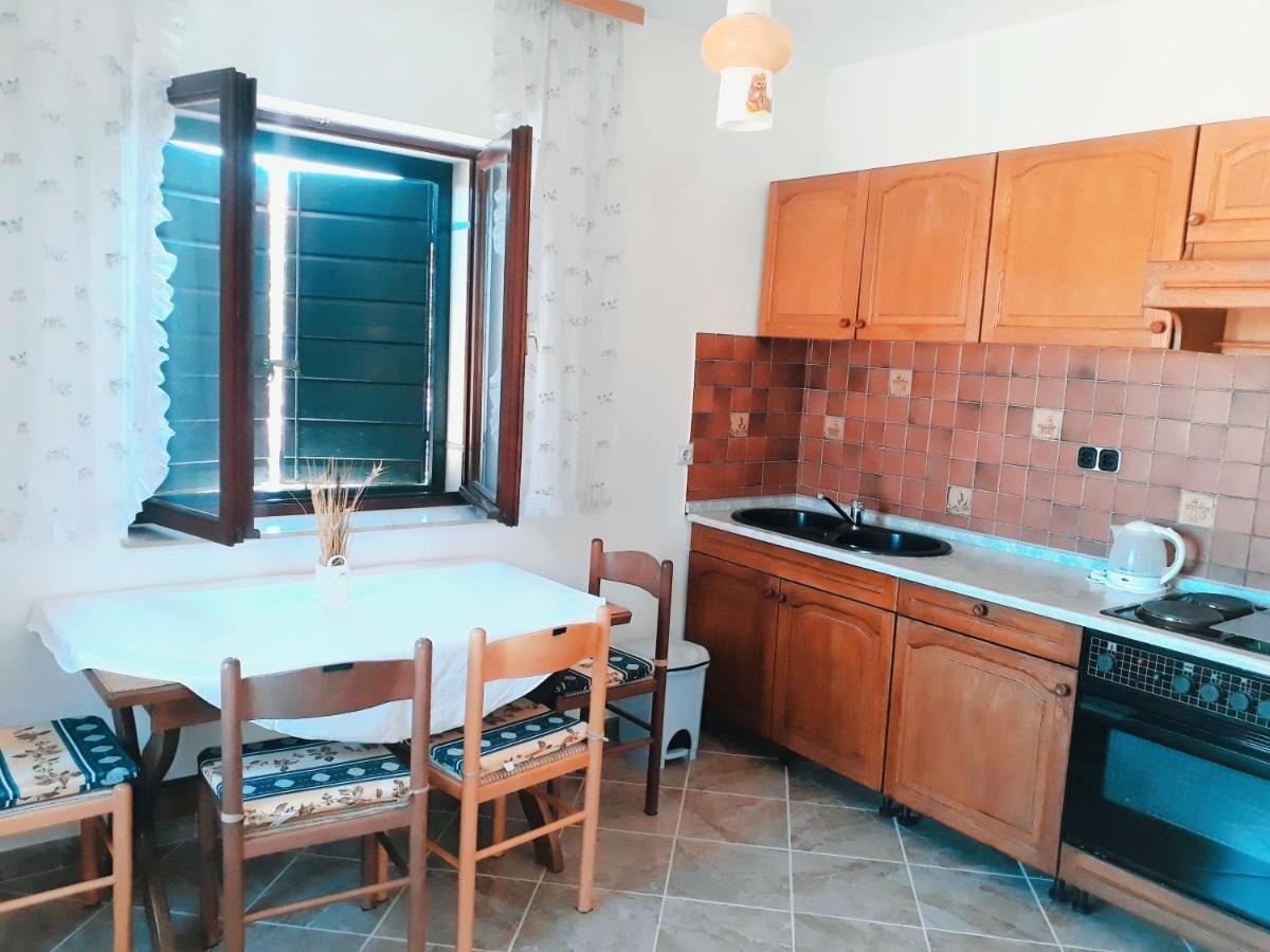 Apartmani Bepina San Pietro di Brazza Esterno foto