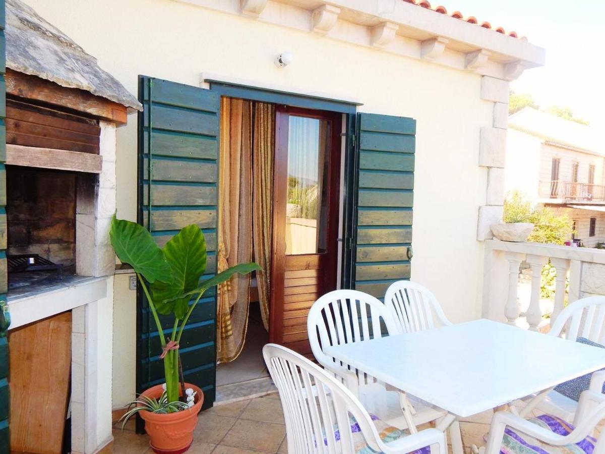 Apartmani Bepina San Pietro di Brazza Esterno foto
